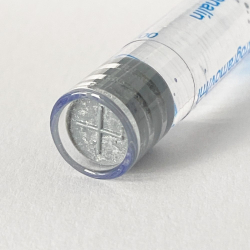 Karpula (napr. Septanest) s gumen�m piestom na zav�tanie skrutkov�ho mechanizmu